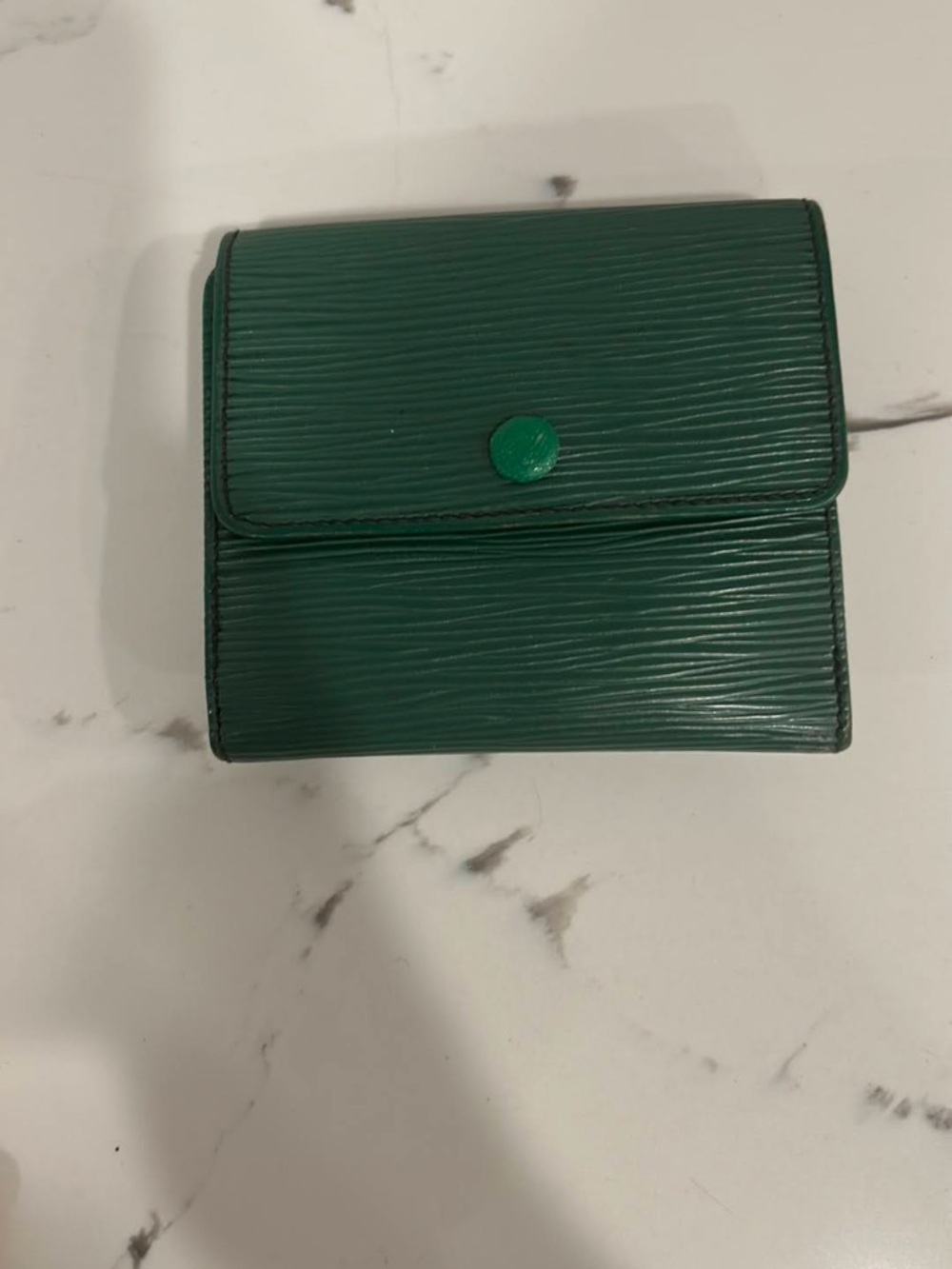 Green epi Vintage LV wallet - Picture 2 of 7